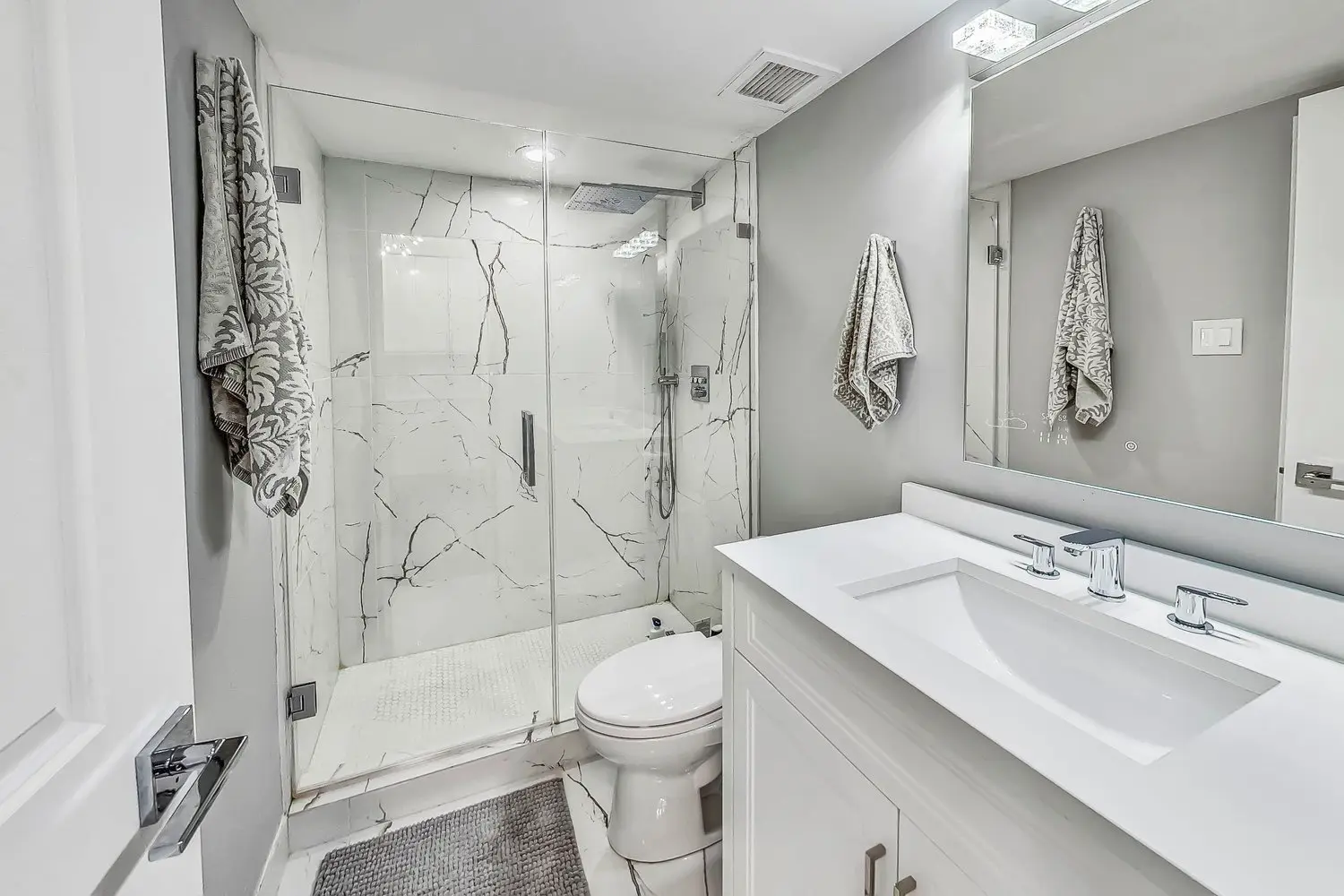 John Hancock Residence — Bathroom