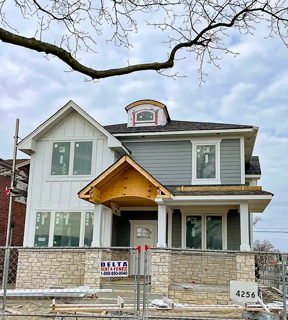 Ozark Avenue Residence — Street view